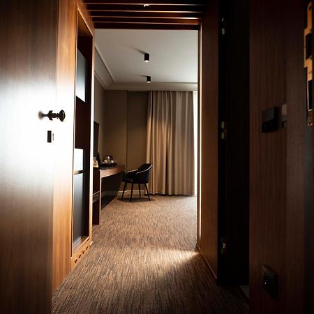 Select Hill Resort Linze Buitenkant foto