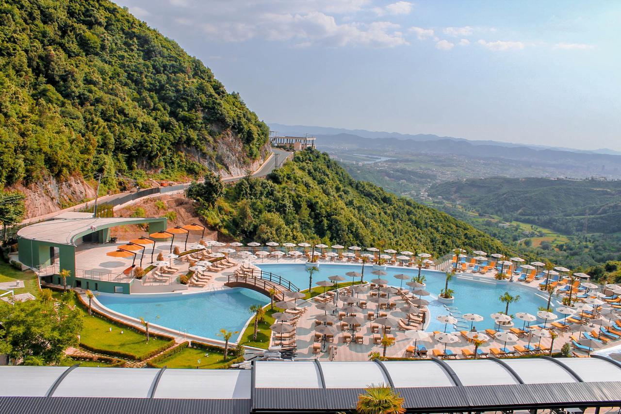 Select Hill Resort Linze Buitenkant foto