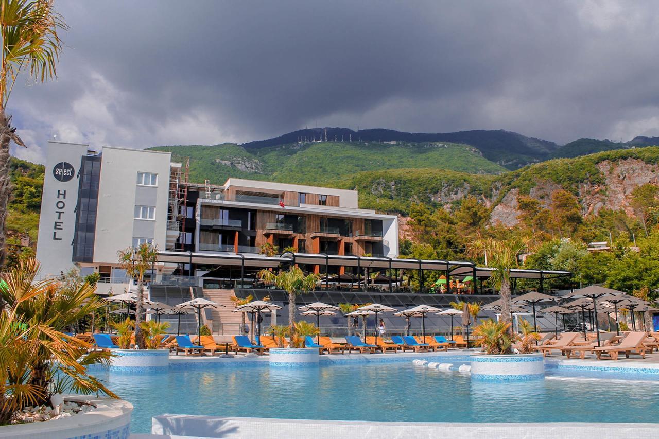 Select Hill Resort Linze Buitenkant foto