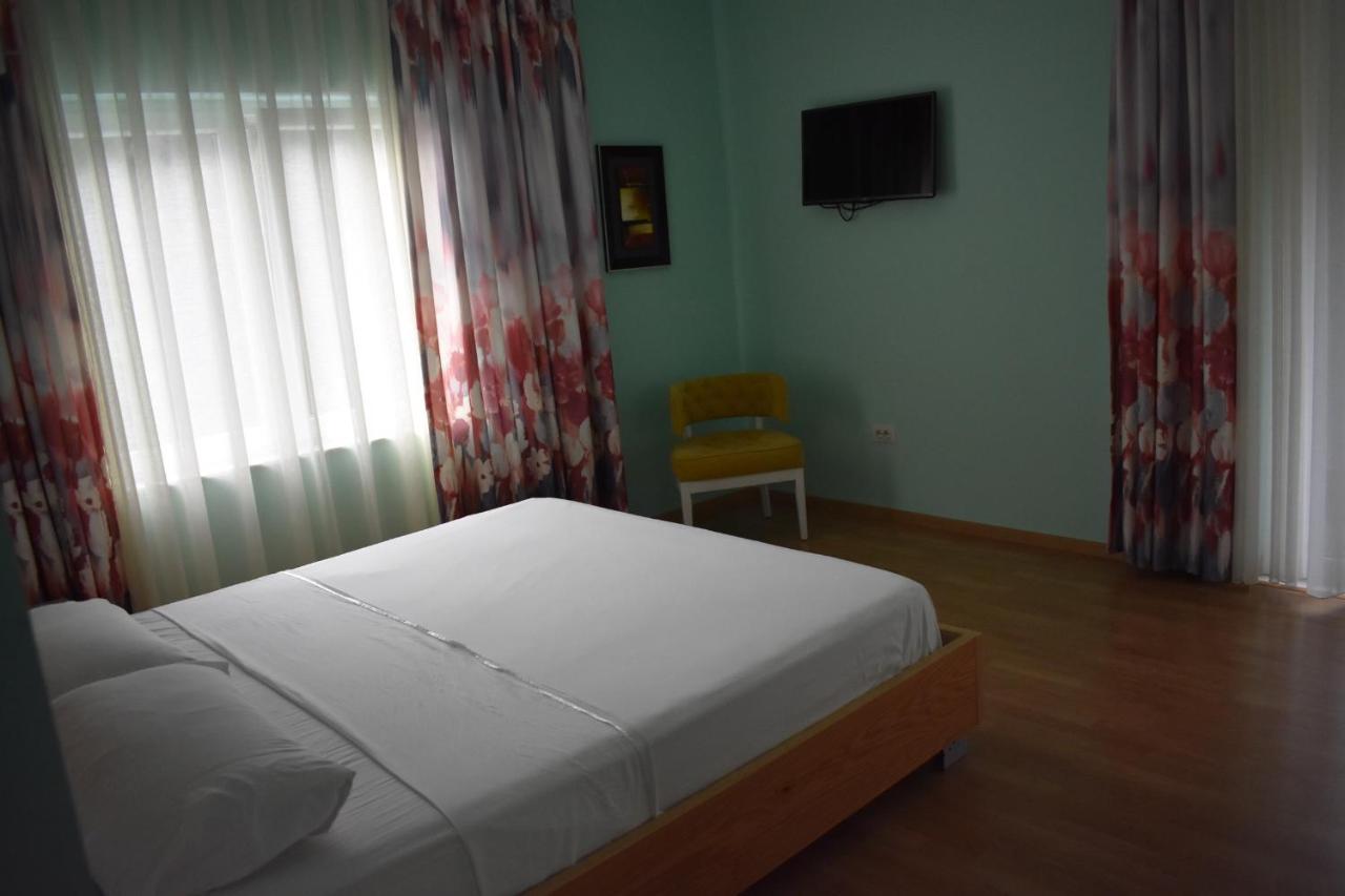 Select Hill Resort Linze Buitenkant foto