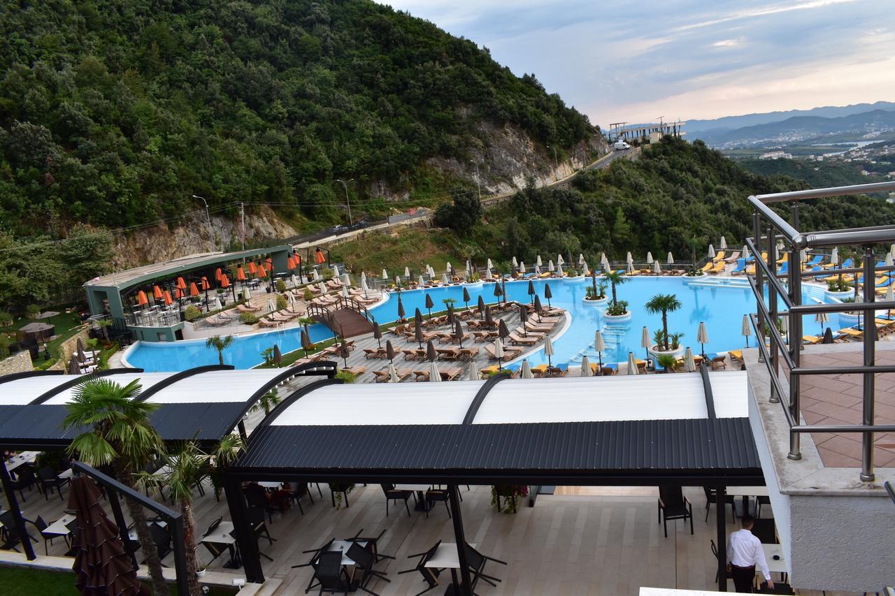 Select Hill Resort Linze Buitenkant foto